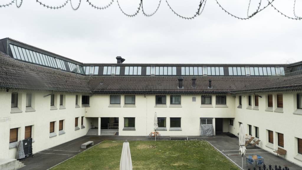Die Flucht eines Jugendlichen aus dem Massnahmenzentrum Uitikon hat die Polizei beendet.