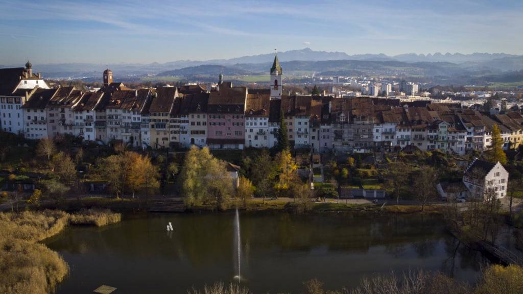 Der Wiler Stadtweiher liegt am Fuss der Altstadt. (Archivbild)
