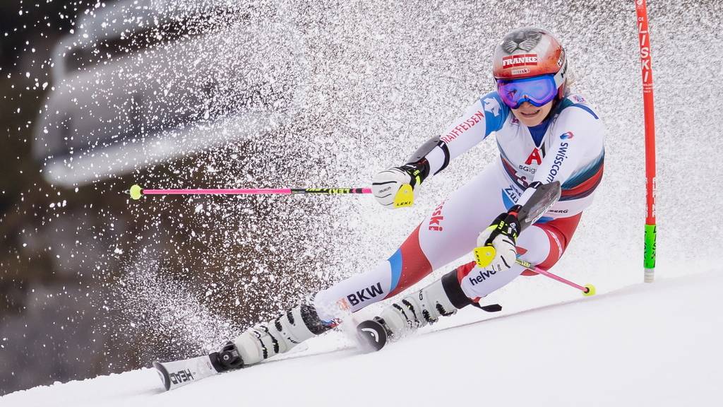 Schweizerinnen scheitern im Achtelfinal – Slowenin Slokar gewinnt Parallelrennen