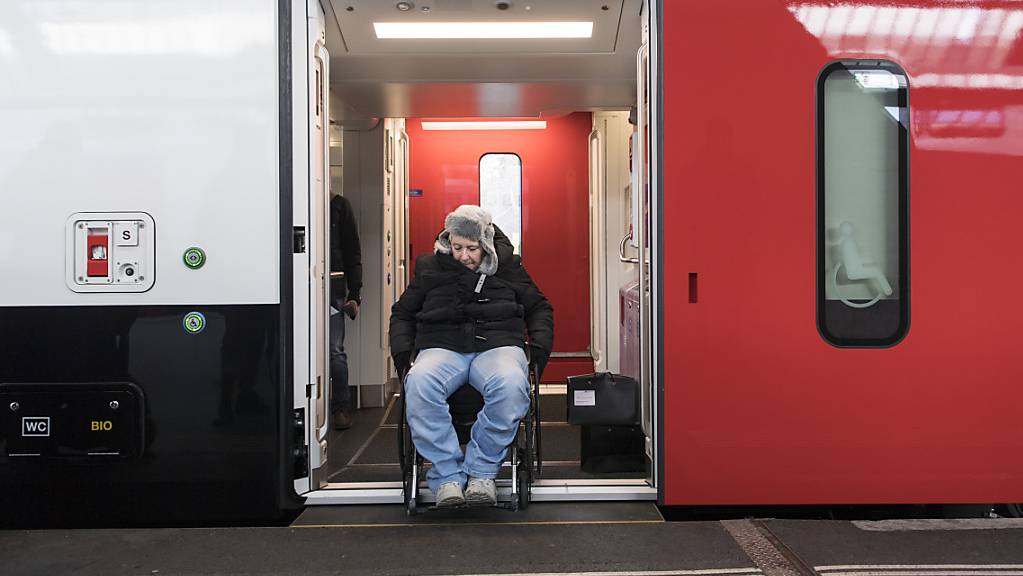 Die SBB haben bei Stadler 60 Züge bestellt. Damit sollen zum Teil die Vorgaben aus dem Behindertengleistellungsgesetz umgesetzt werden.