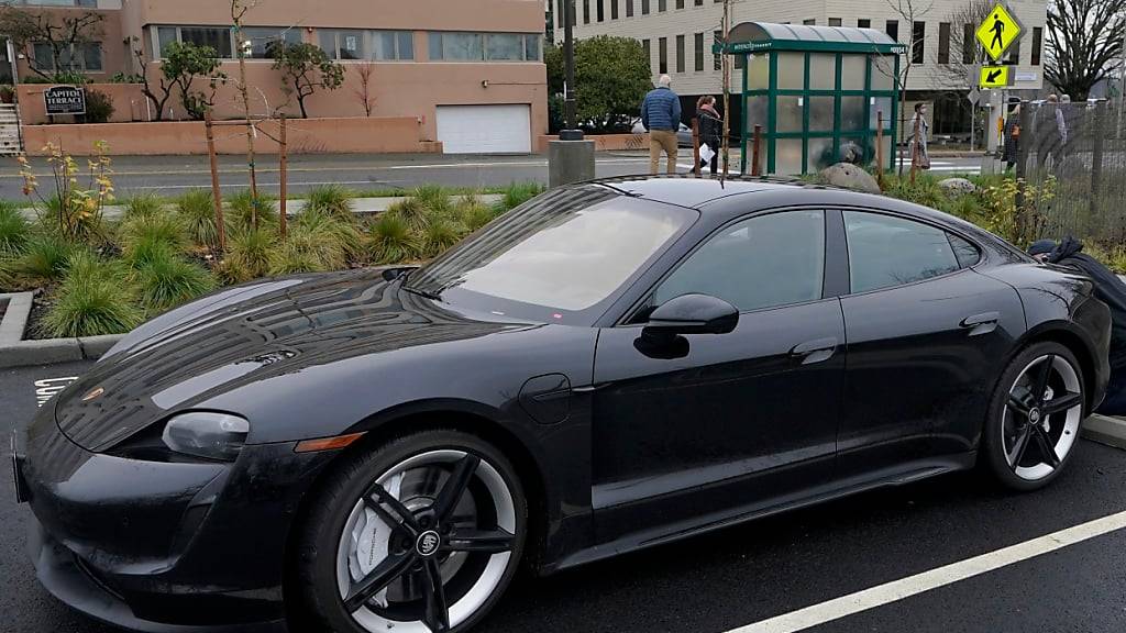 Porsche steigert operative Gewinnmarge im zweiten Quartal (Symbolbild)