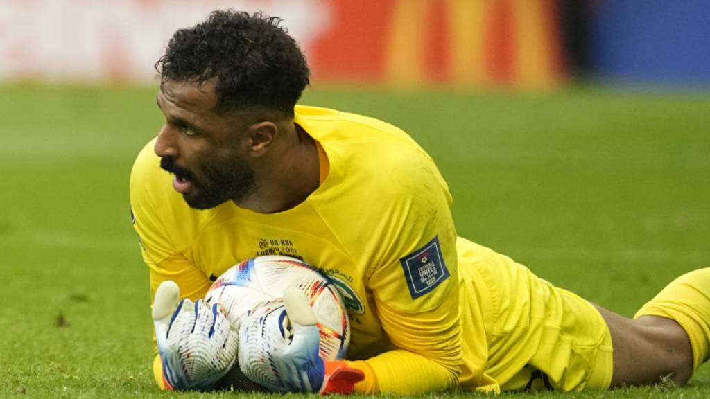 Der saudische Goalie Mohammed Al-Owais brillierte gegen Uruguay
