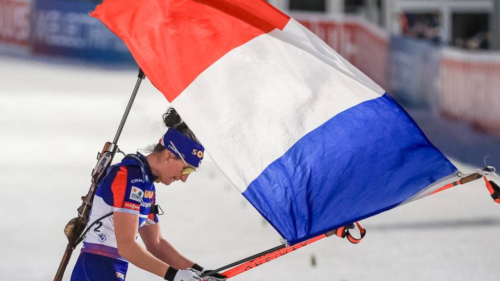 Der zehnmaligen Weltmeisterin Julia Simon droht vom französischen Skiverband nun auch noch eine Sperre