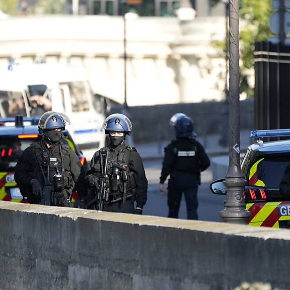 Prozess um Terroranschläge von Paris mit 130 Toten gestartet