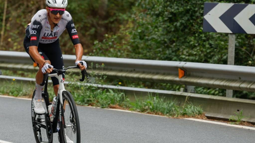 Marc Soler kam solo in Lagos de Somiedo an
