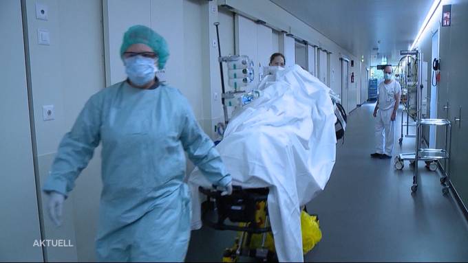 Alarm beim Bund: Spitäler werden in zwei Wochen überlastet sein