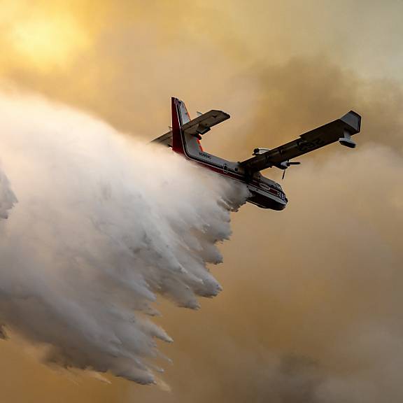USA: Waldbrand breitet sich nahe Yosemite-Nationalpark aus 