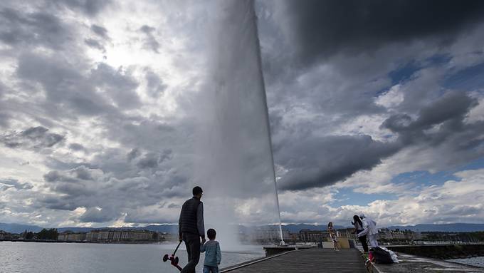 Genfer Springbrunnen sprudelt nach 83 Tagen Stillstand wieder