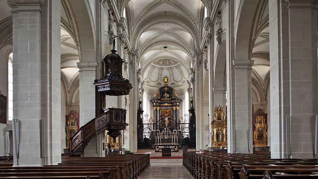 Blick in die Kirche St. Leodegar in Luzern. (Archivaufnahme)