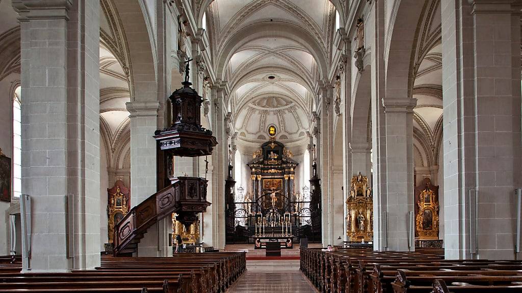 Blick in die Kirche St. Leodegar in Luzern. (Archivaufnahme)