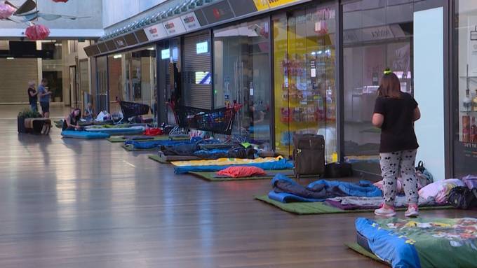 Camping im Einkaufszentrum: 30 Kinder übernachteten im Shoppi Tivoli