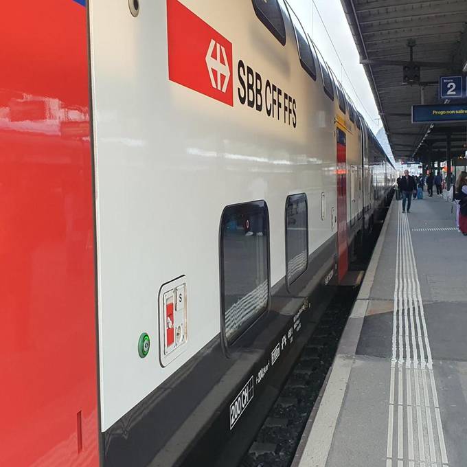 SBB werfen Passagiere trotz gültigem Billett aus Zug – wegen Überlastung