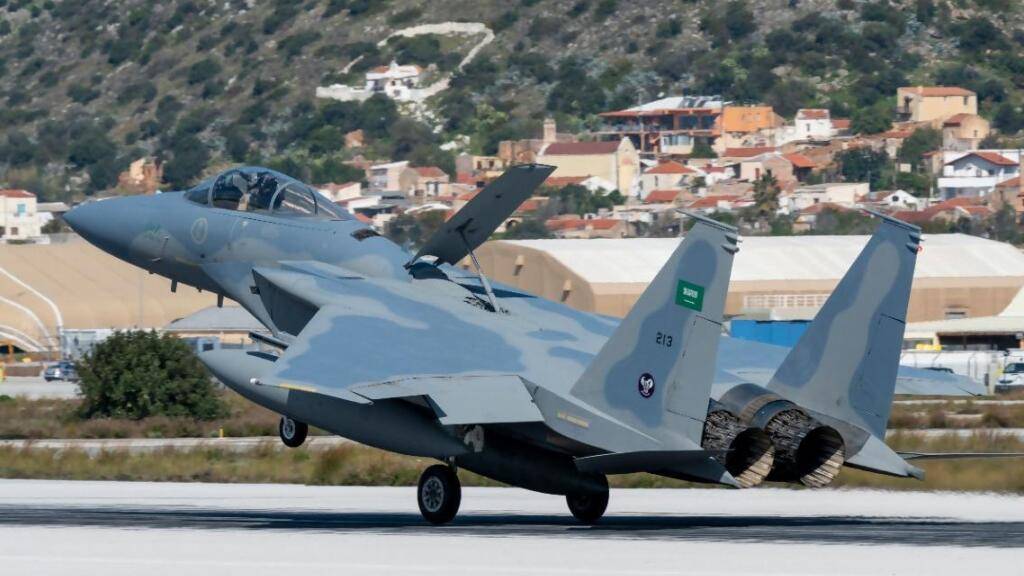 Deutscher auf Kreta wegen Fotos am Flughafen festgenommen