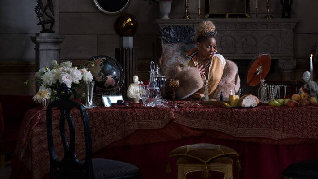 Carrie Mae Weems: „Queen B“ in der Ausstellung «The Evidence of Things Not Seen» im Kunstmuseum Basel.