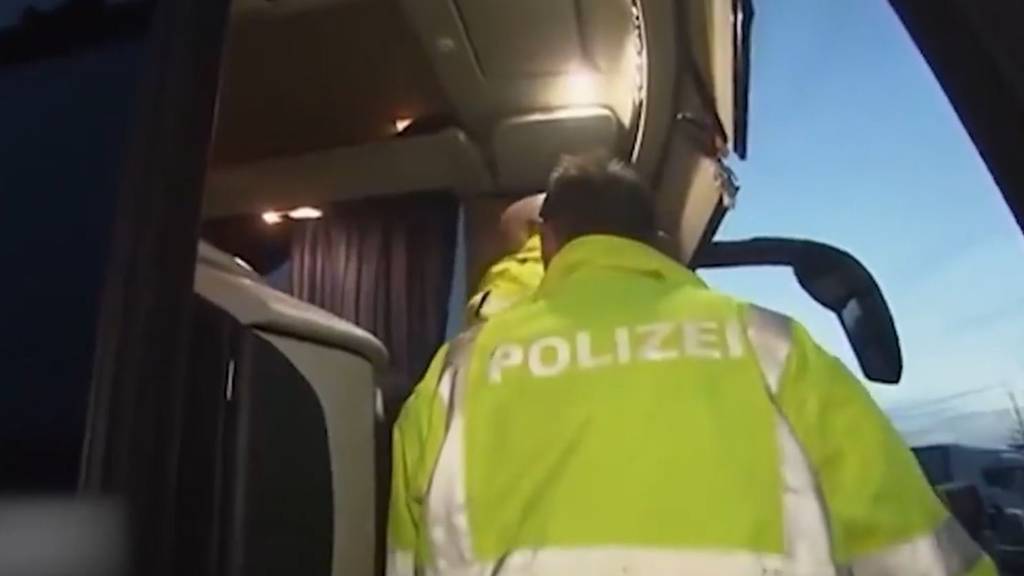 Angeklagte sollen im Raum Zofingen mit Reisecar Drogen geschmuggelt haben