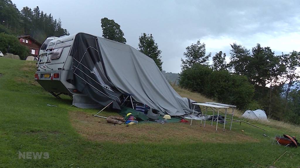 Beatenberg: Unwetter verwüstet Campingplatz