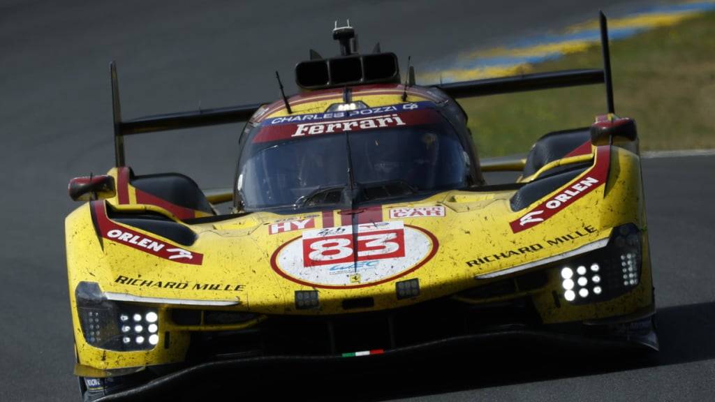 Der gelbe Ferrari von Robert Kubica triumphierte in Le Mans