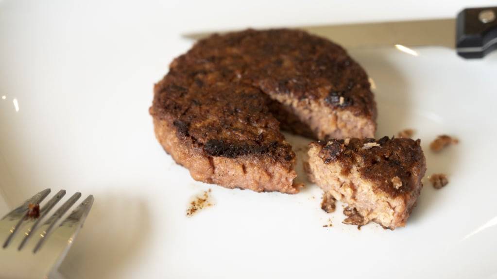 Veganes Steak: Der Markt für Fleischersatzprodukte soll bis 2030 wachsen. (Archivbild)
