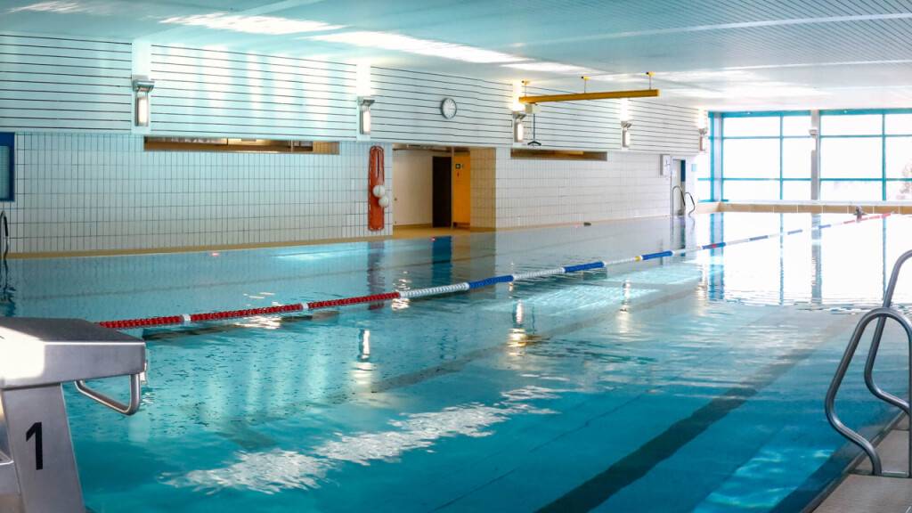 Krienser Schule reduziert Schwimmlektionen aus Spargründen