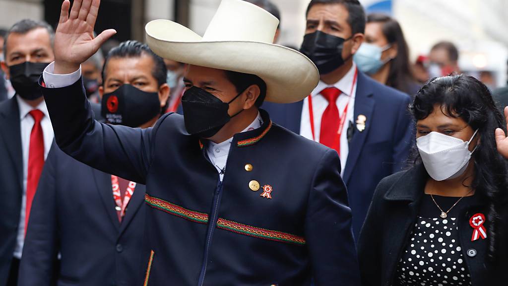 Nach Stunden der Unsicherheit: Neues Kabinett in Peru steht