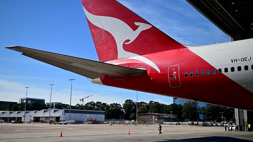 In der vergangenen Woche hatte die australische Fluggesellschaft Qantas eine Impfpflicht für alle Mitarbeitenden angekündigt. (Archivbild)