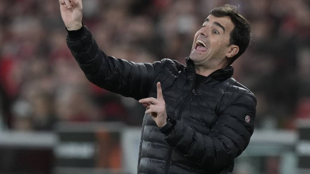 Carles Martinez ist der neue Trainer von Bayer Leverkusen