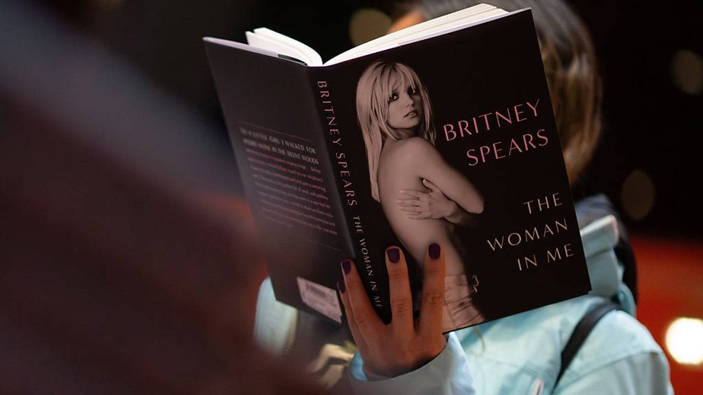 Die Autobiografie der Pop-Ikone Britney Spears wird verfilmt. Nach Spears Angaben hat sich das Hollywood -Studio Universal Pictures die Rechte an ihren Memoiren gesichert.