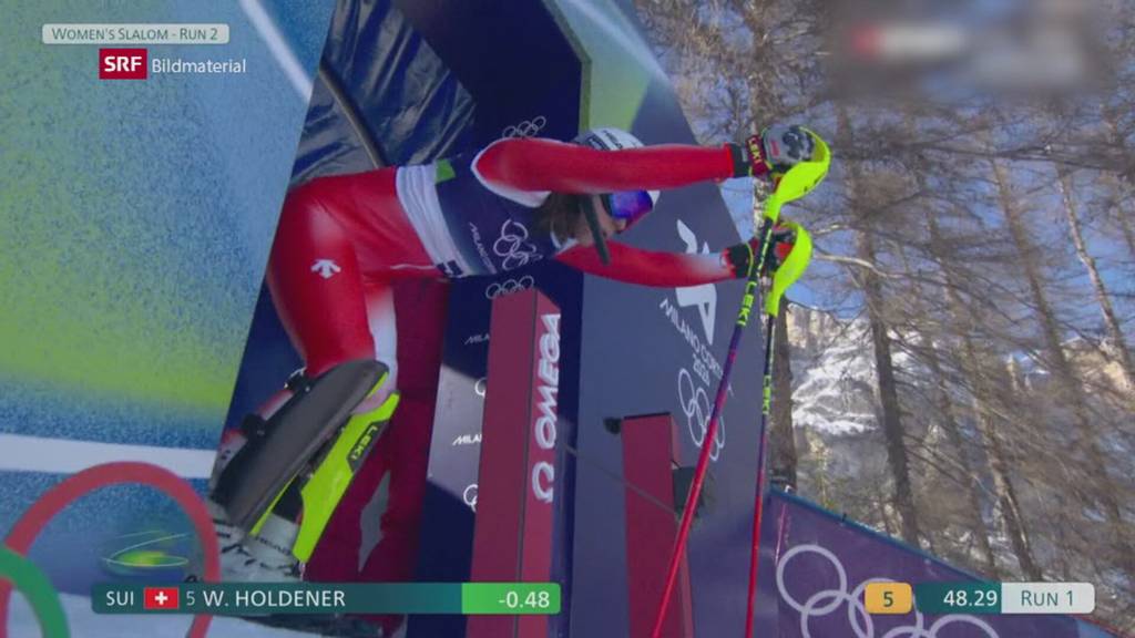 Löchriger Marketing-Coup: Rheintaler entwirft Käse-Skidress vor 30 Jahren