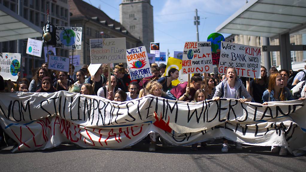 St. Galler Jugendliche am weltweiten Klimastreiktag im Mai 2019 in St. Gallen. (Archivbild)
