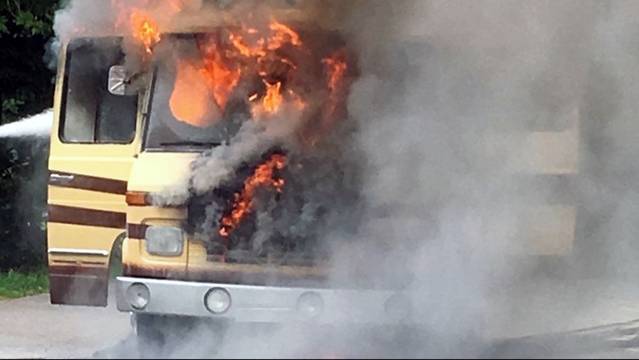 Staffelegg wegen Wohnwagenbrand gesperrt