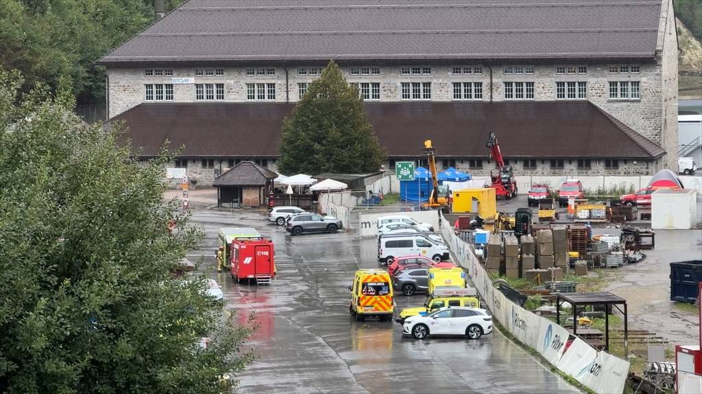 Zwei Schwerverletzte nach Unfall im Kraftwerkgebäude Piotta