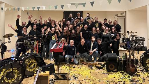 Hecht spielt exklusiv mit Widener Guggenmusik