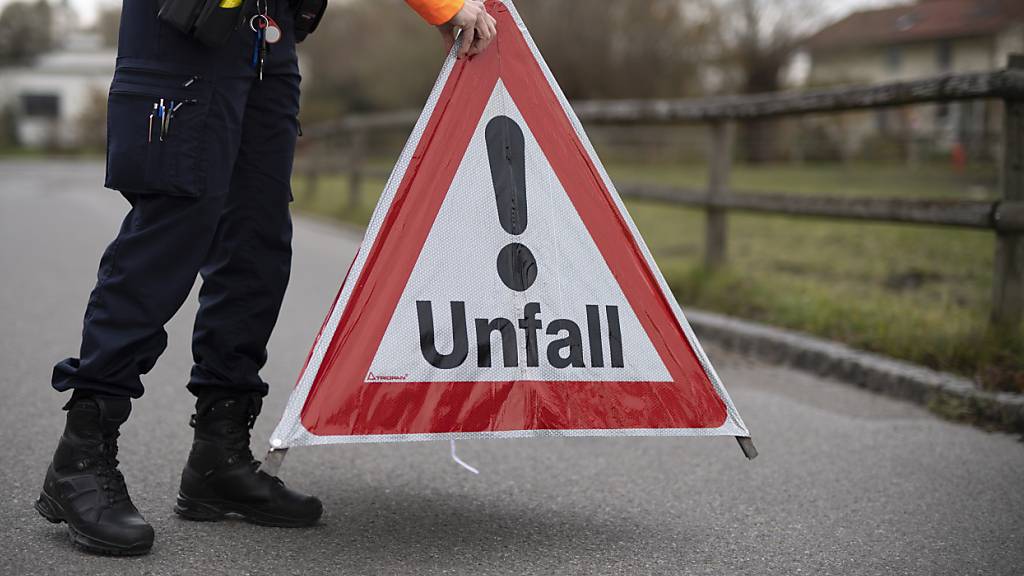 Zwei Todesopfer bei Frontalkollision in Tunnel in Bazenheid SG