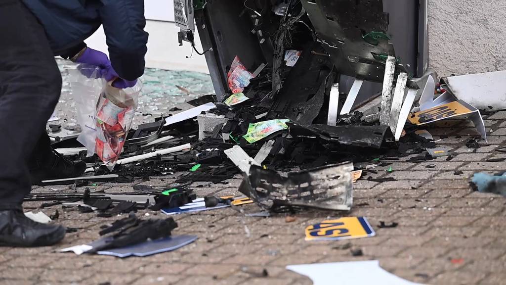 Bankomat in Genolier in der Waadt gesprengt