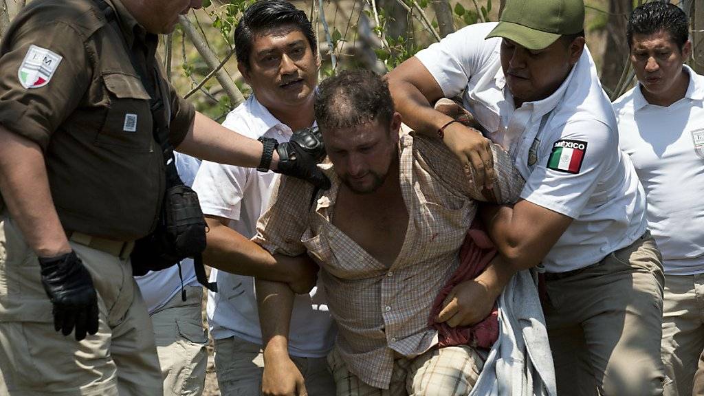 Im Süden von Mexiko hat die Polizei Hunderte Migranten aus Mittelamerika festgenommen.
