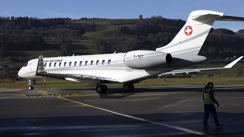 Beim neuen Bundesratsjet Bombardier Global 7500 traten beim Abflug Unregelmässigkeiten bei der Beschleunigung auf. (Archivbild)
