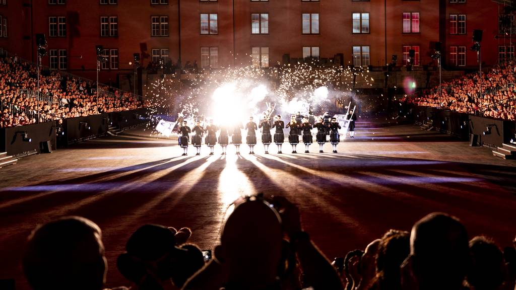 Radio 24 schenkt dir Tickets fürs Basel-Tattoo-Jubiläum
