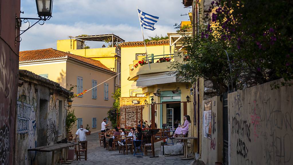 Für junge Leute gibt es in Griechenland jetzt eine Impf-Prämie. (Archivaufnahme)