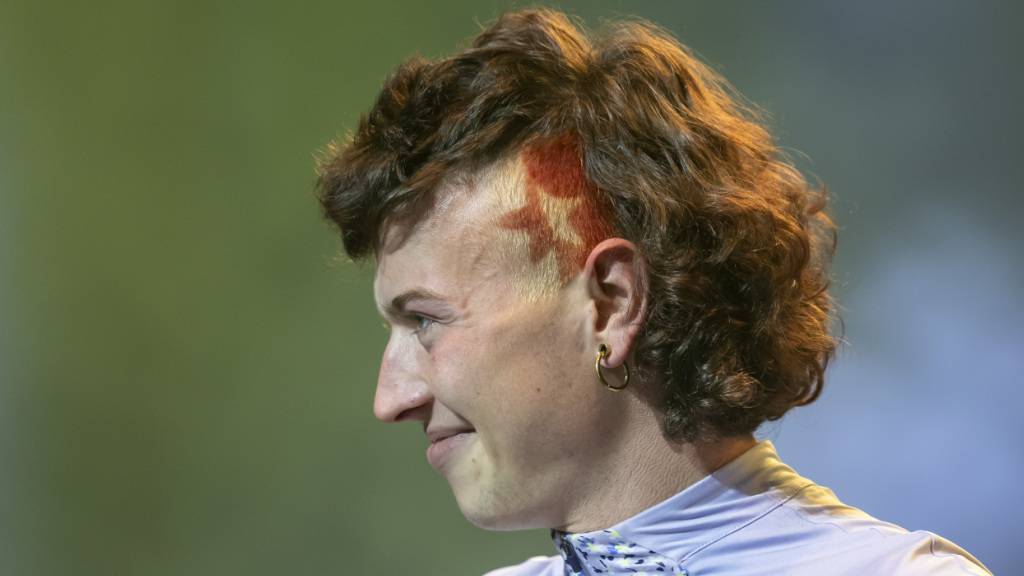 Am Wochenende fand im belgischen Audregnies der jährliche europäische
Vokuhila-Frisurenwettbewerb statt.Im Bild ein Teilnehmer des Swiss Mullet Cup vom Oktober 2024. (Symbolbild)
