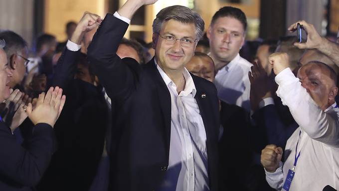 Nach den Wahlen bleibt Konservativer Plenkovic an der Macht