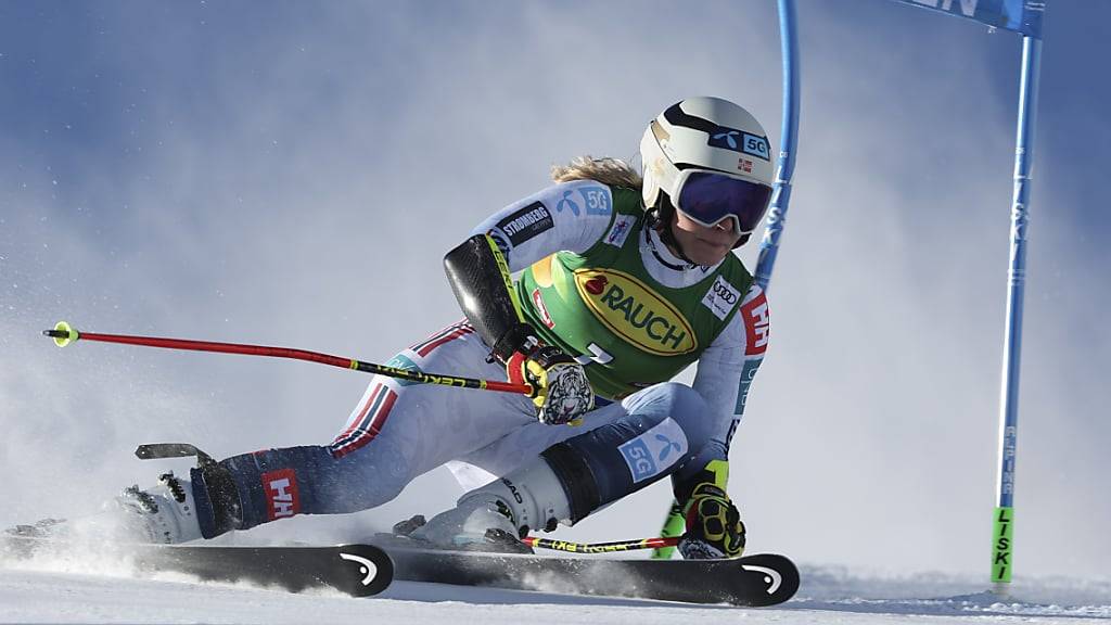 Die Norwegerin Ragnhild Mowinckel kam im ersten Lauf auf Platz 6 ins Ziel, wurde später aufgrund eines zu hohen Fluorwerts auf ihrem Ski jedoch disqualifiziert
