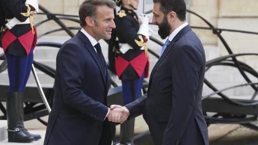 Frankreichs Präsident Macron besucht Syrien