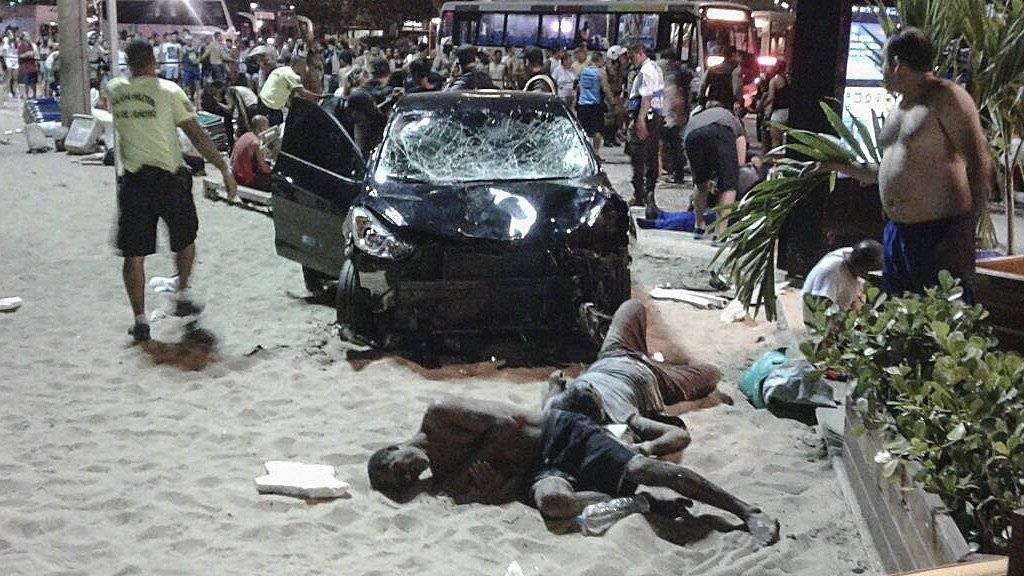 Der Unfall ereignete sich auf der berühmten Strandpromenade Copacabana in der brasilianischen Metropole Rio de Janeiro.