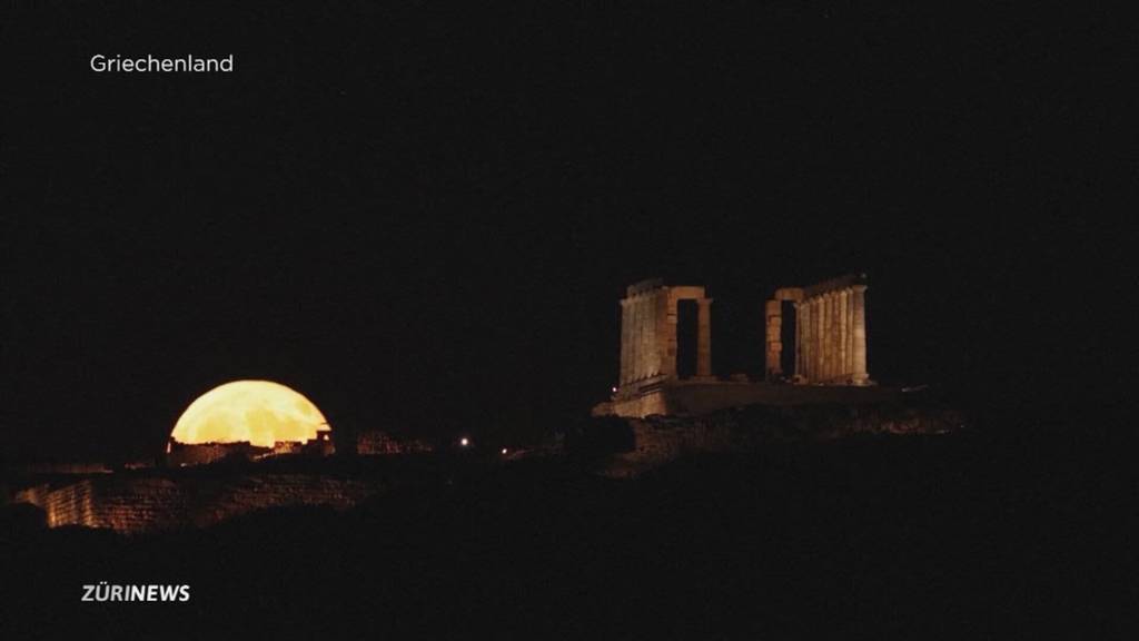 Blutmond um Mondfinsternis: Spektakel am Nachthimmel