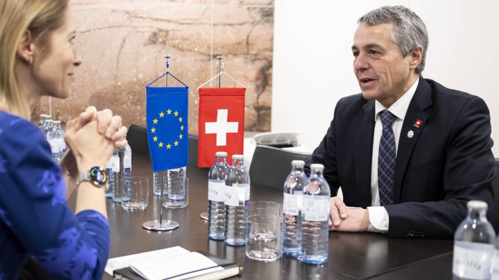 Die Schweiz-EU-Beziehungen sind auch in Wien ein Thema: Aussenminister Ignazio Cassis im Austausch mit der EU-Aussenbeauftragten Kaja Kallas.
