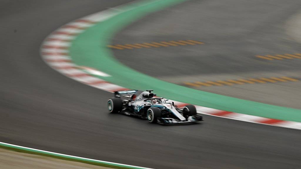 Lewis Hamilton während der Testfahrten in Montmelo