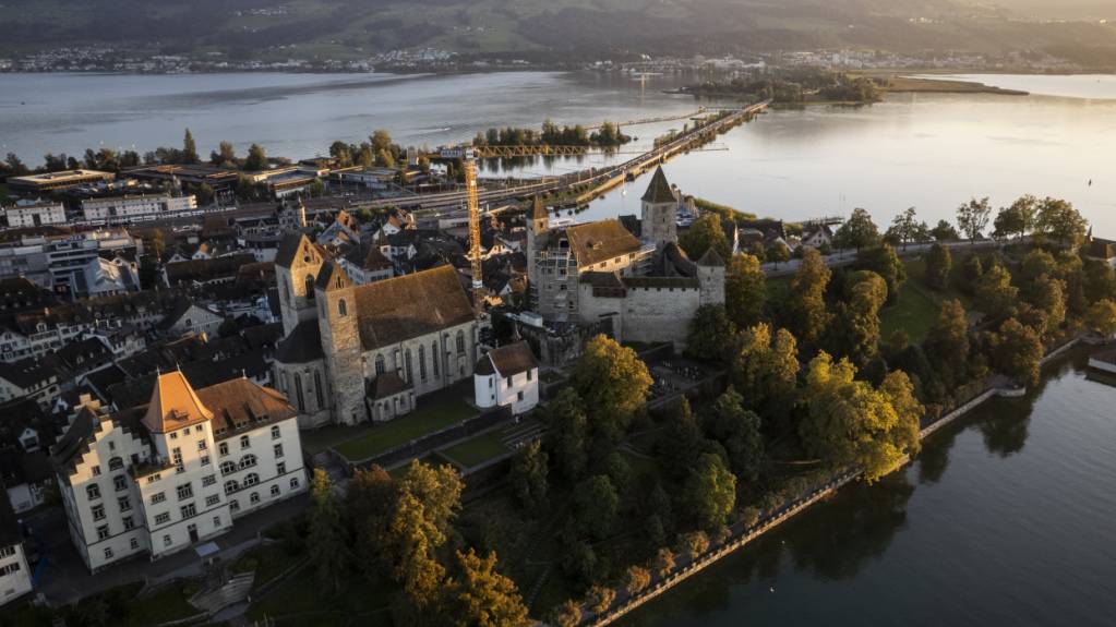 Seit Freitag kommt aus den öffentlichen Brunnen in Rapperswil-Jona kein Wasser mehr. (Archivbild)
