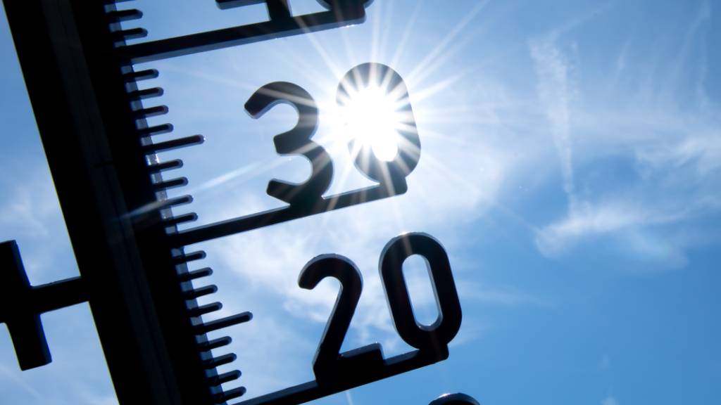 Die Hitzewellen im Sommer 2022 haben in Europa den Tod von mehr als 61'000 Menschen verursacht. Insbesondere Frauen im Alter von mehr als 80 Jahren waren gemäss Forschern davon betroffen. (Archivbild)