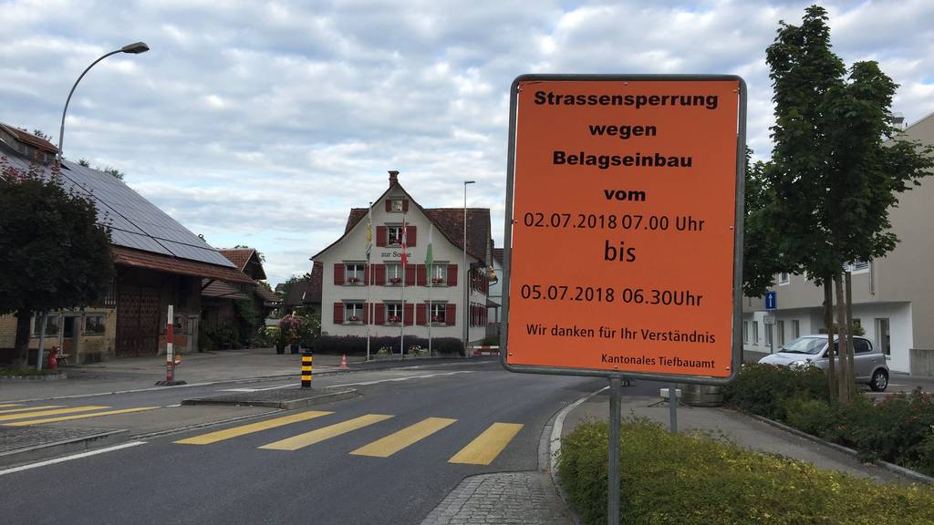 Vom 2. bis zum 5. Juli ist die Strasse zwischen Neukirch-Egnach und Arbon komplett gesperrt, eine Umleitung wird via Egnach geführt. (Bild: FM1Today/Fabienne Engbers)