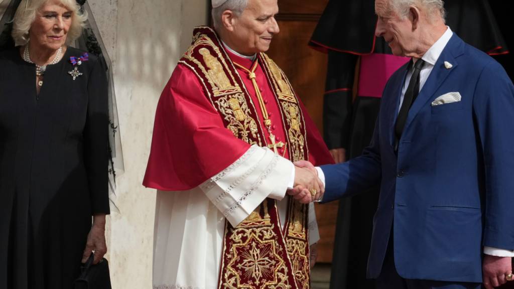 Erstmals seit 500 Jahren: Englischer König und Papst beten zusammen